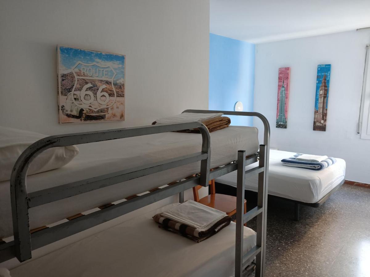 Piso Jover Alojamiento Para Mayores De 25 Anos !! Lloret de Mar Eksteriør bilde