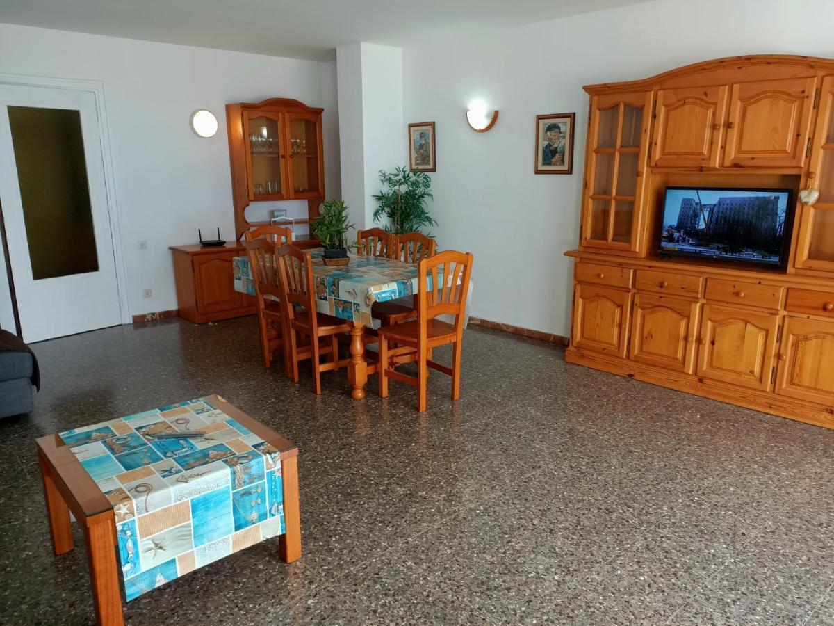 Piso Jover Alojamiento Para Mayores De 25 Anos !! Lloret de Mar Eksteriør bilde