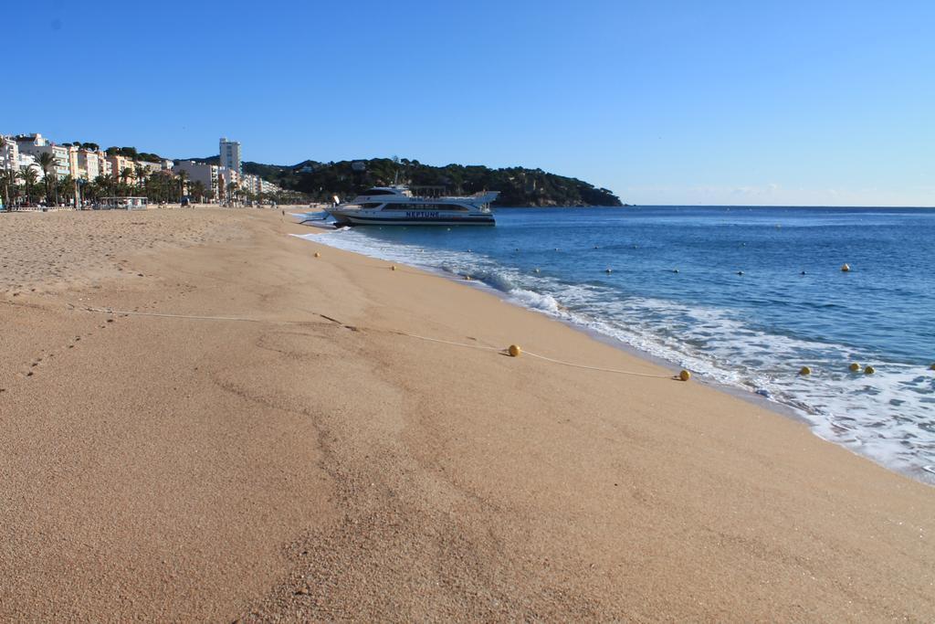 Piso Jover Alojamiento Para Mayores De 25 Anos !! Lloret de Mar Eksteriør bilde