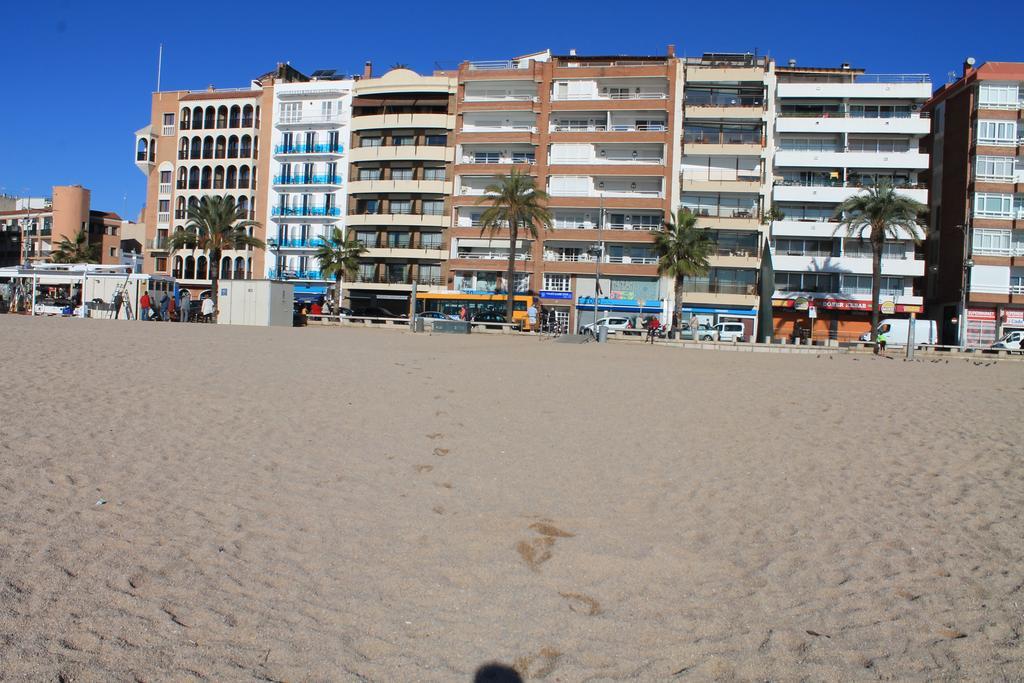 Piso Jover Alojamiento Para Mayores De 25 Anos !! Lloret de Mar Eksteriør bilde
